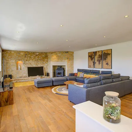 Villa Spacieuse, Piscine Privee - 12 Pers. - Fr-1-828-18