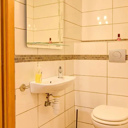 Villa Spacieuse, Piscine Privee - 12 Pers. - Fr-1-828-18